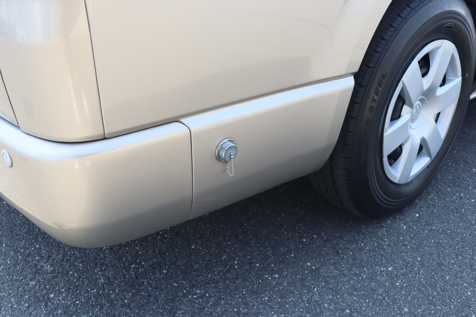 キャンピングカーバンコン