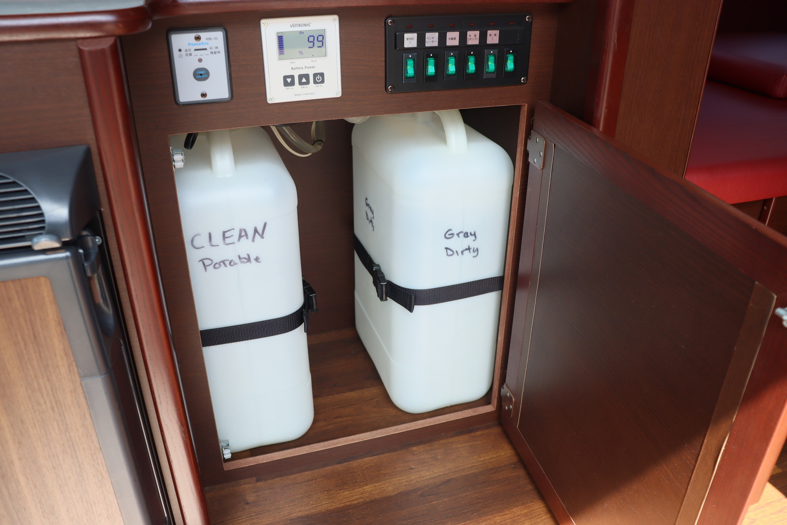 キャンピングカーバンコン