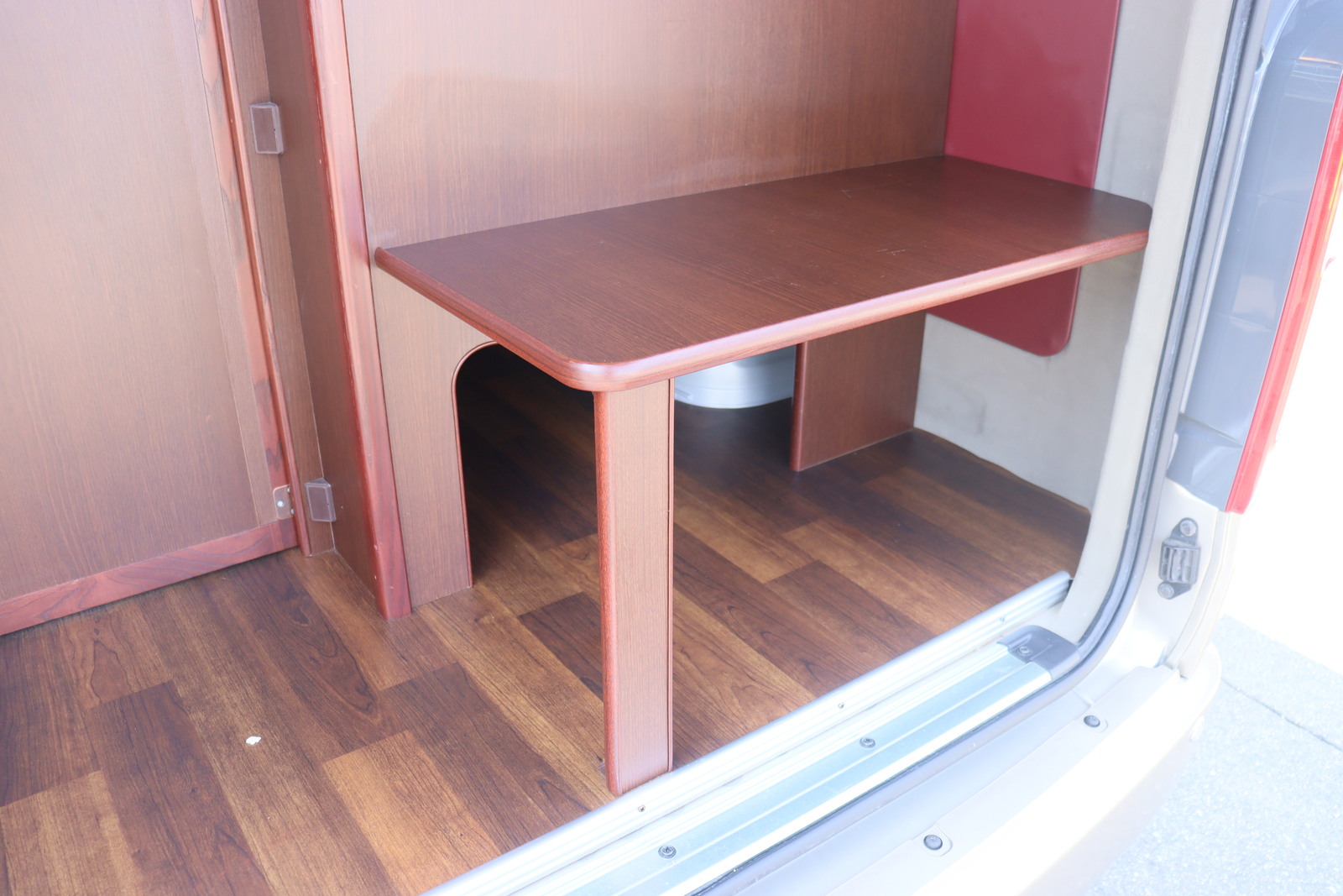 キャンピングカーバンコン