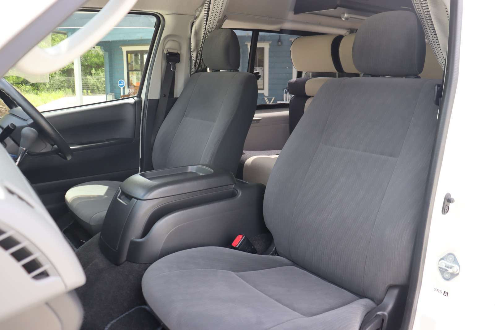 キャンピングカーバンコン