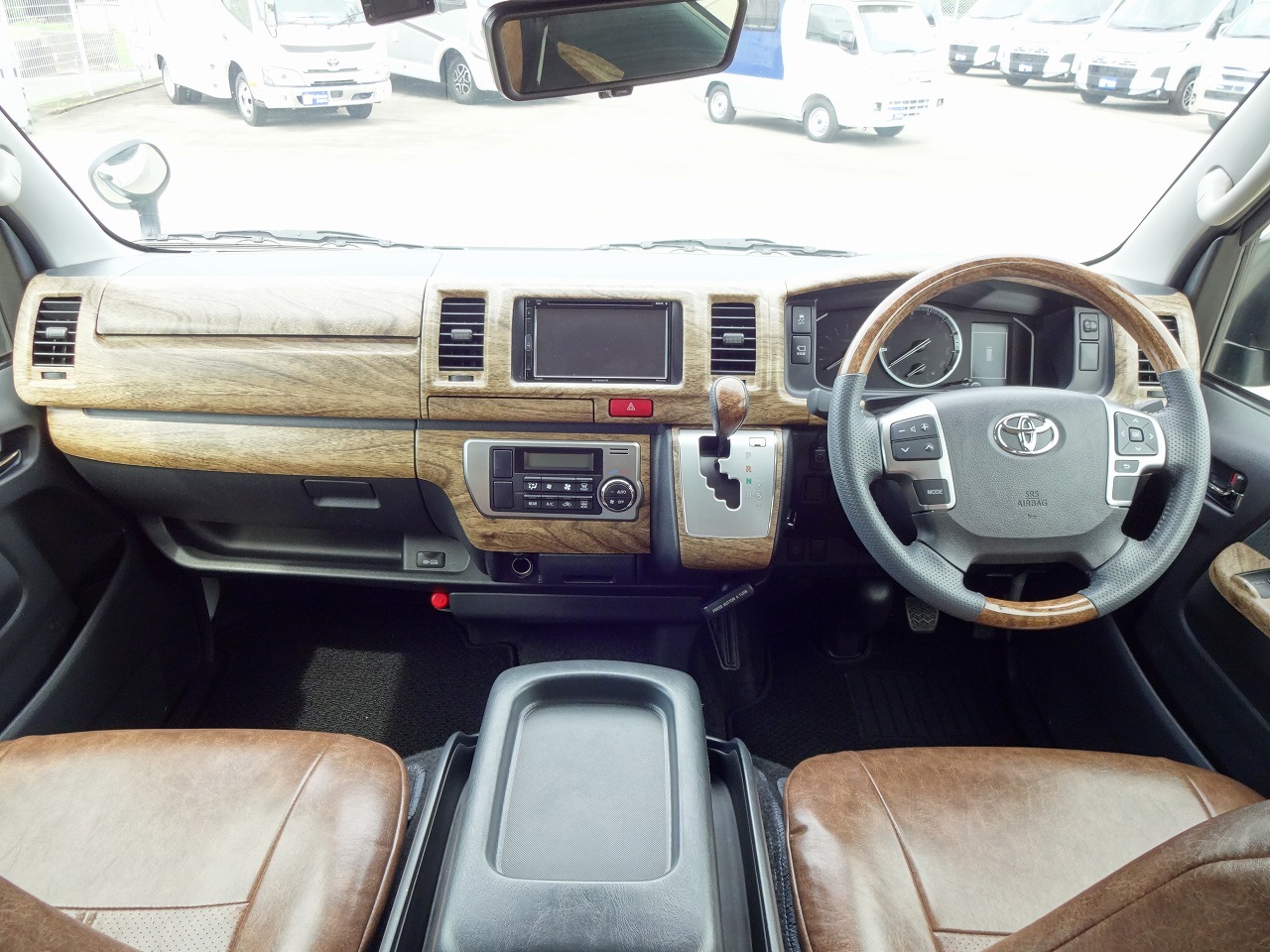 キャンピングカーバンコン