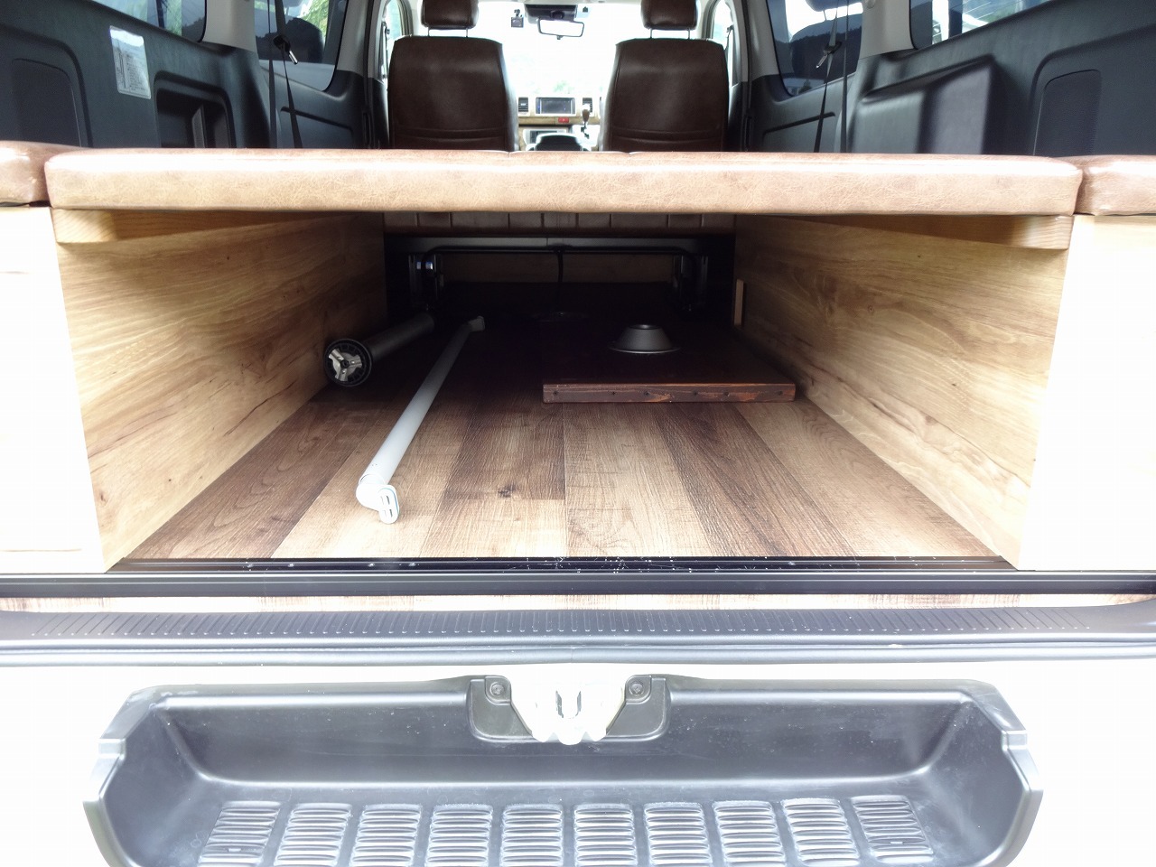 キャンピングカーバンコン