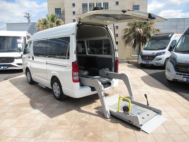 トヨタハイエース