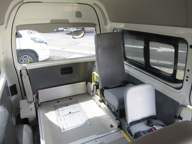 トヨタハイエース