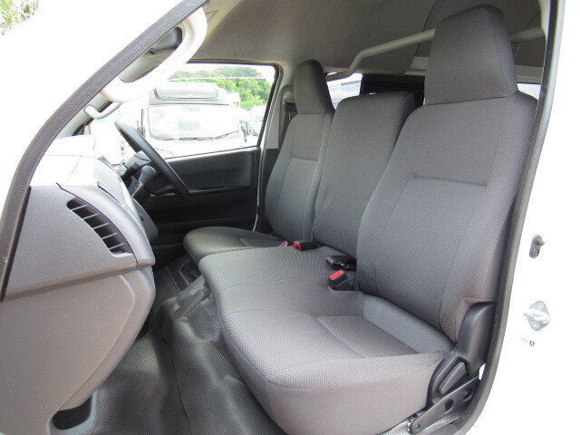 トヨタハイエース