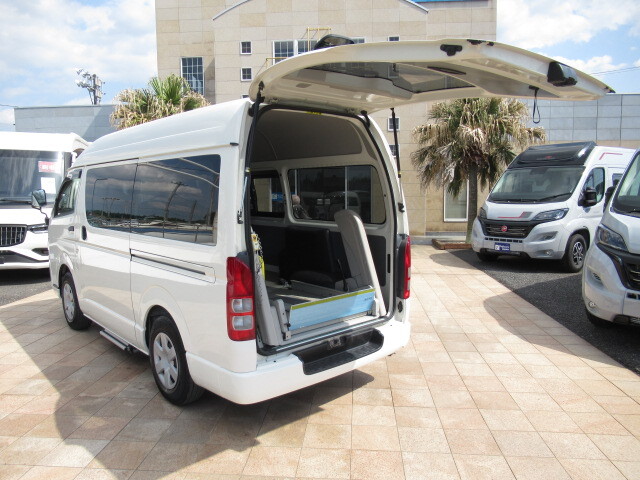 トヨタハイエース