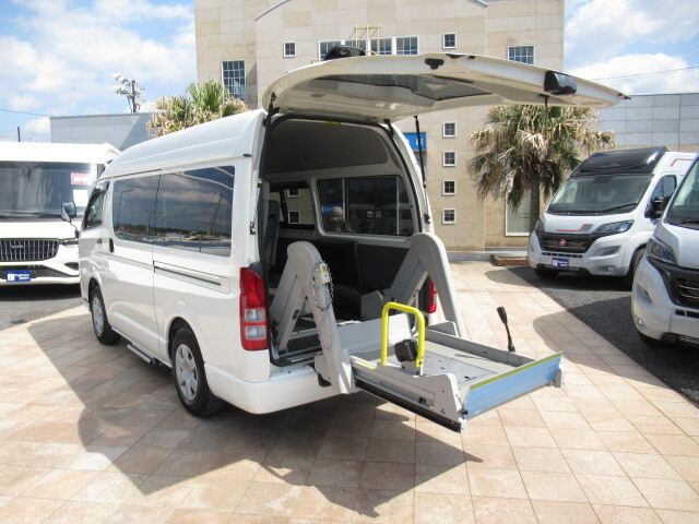 トヨタハイエース