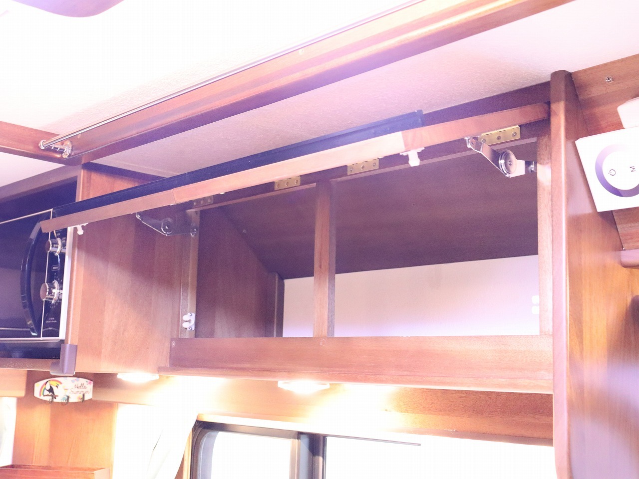 キャンピングカーキャブコン