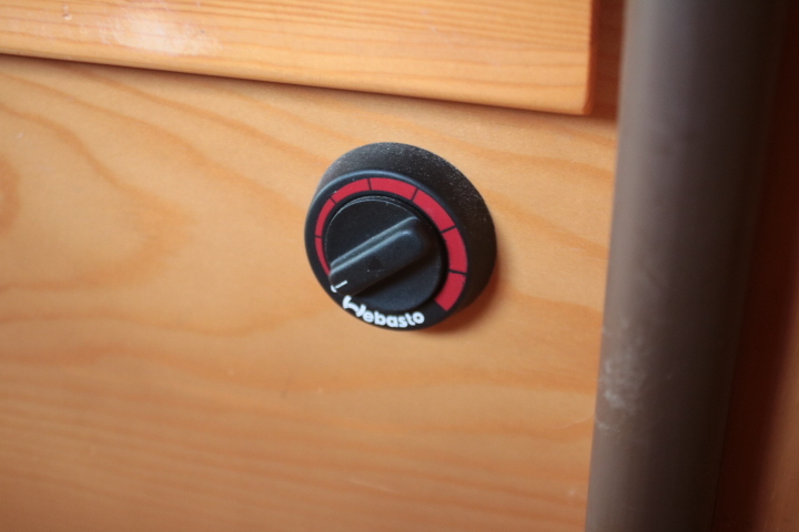 キャンピングカーキャブコン