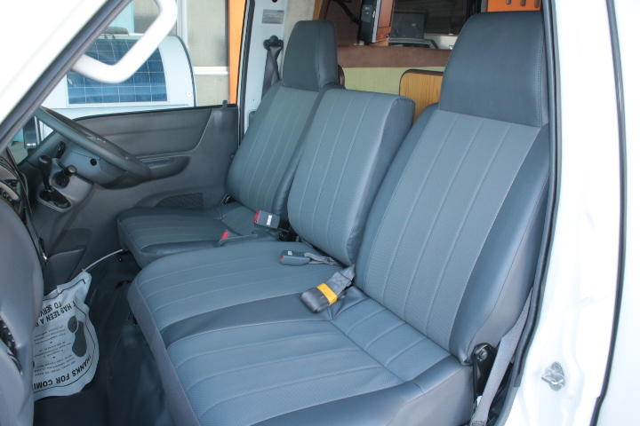 キャンピングカーキャブコン