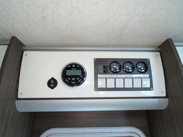 キャンピングカーキャブコン