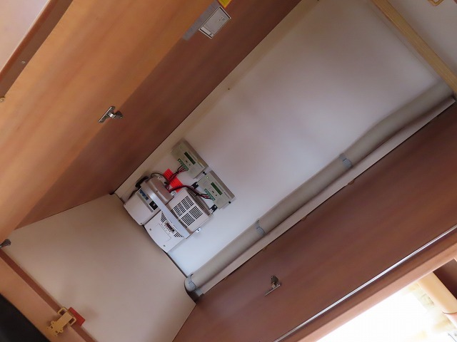 キャンピングカートレーラー