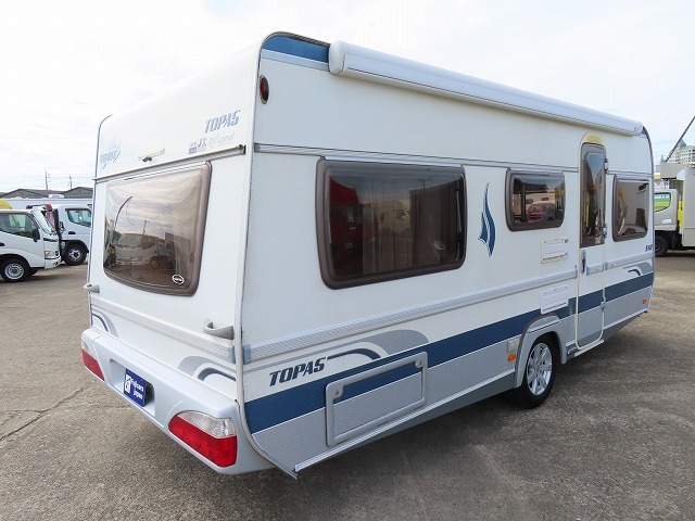 キャンピングカートレーラー