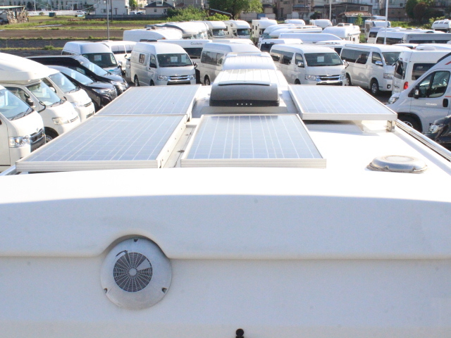 キャンピングカーキャブコン