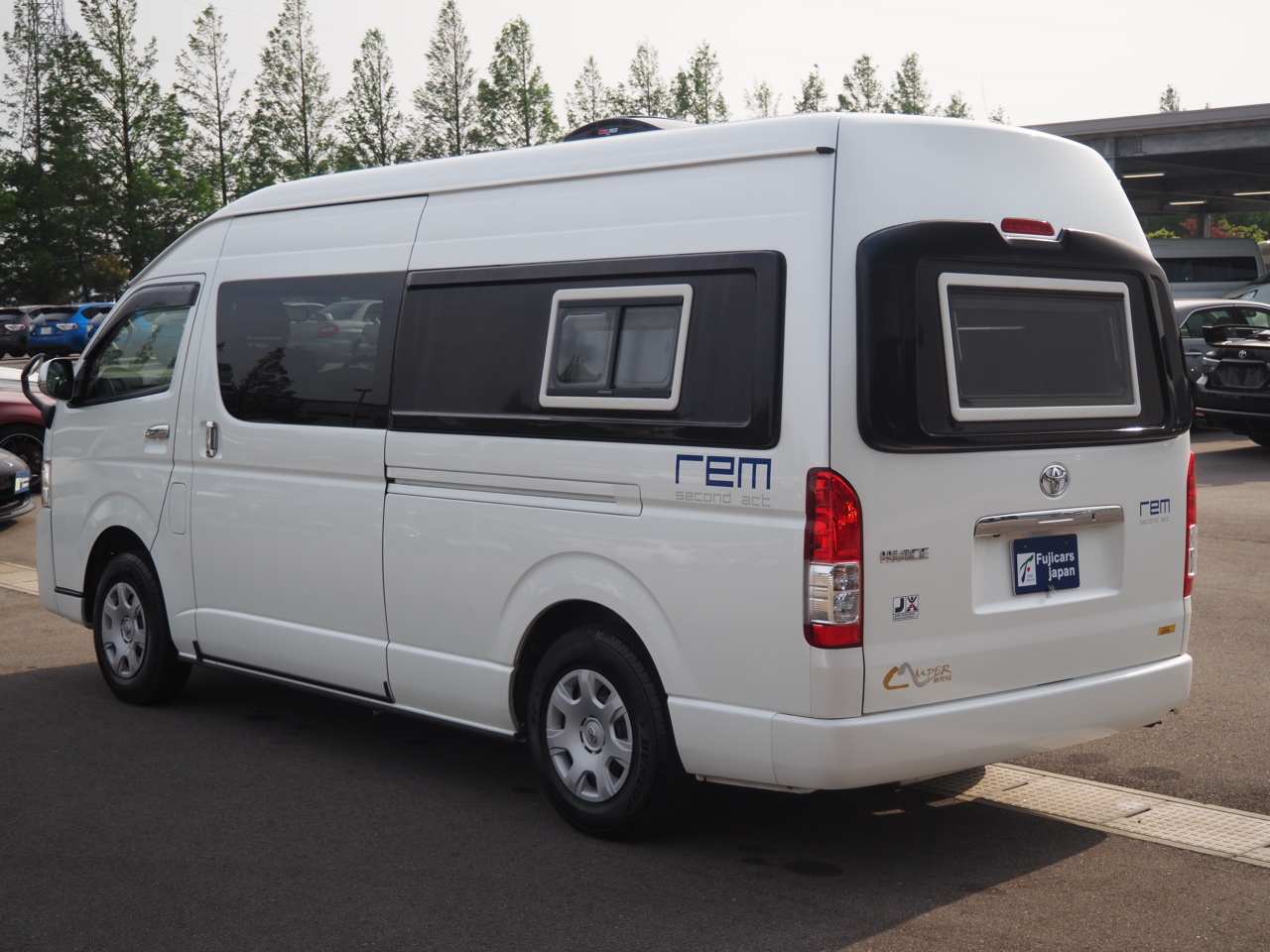 キャンピングカーバンコン