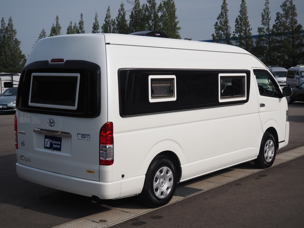 キャンピングカーバンコン