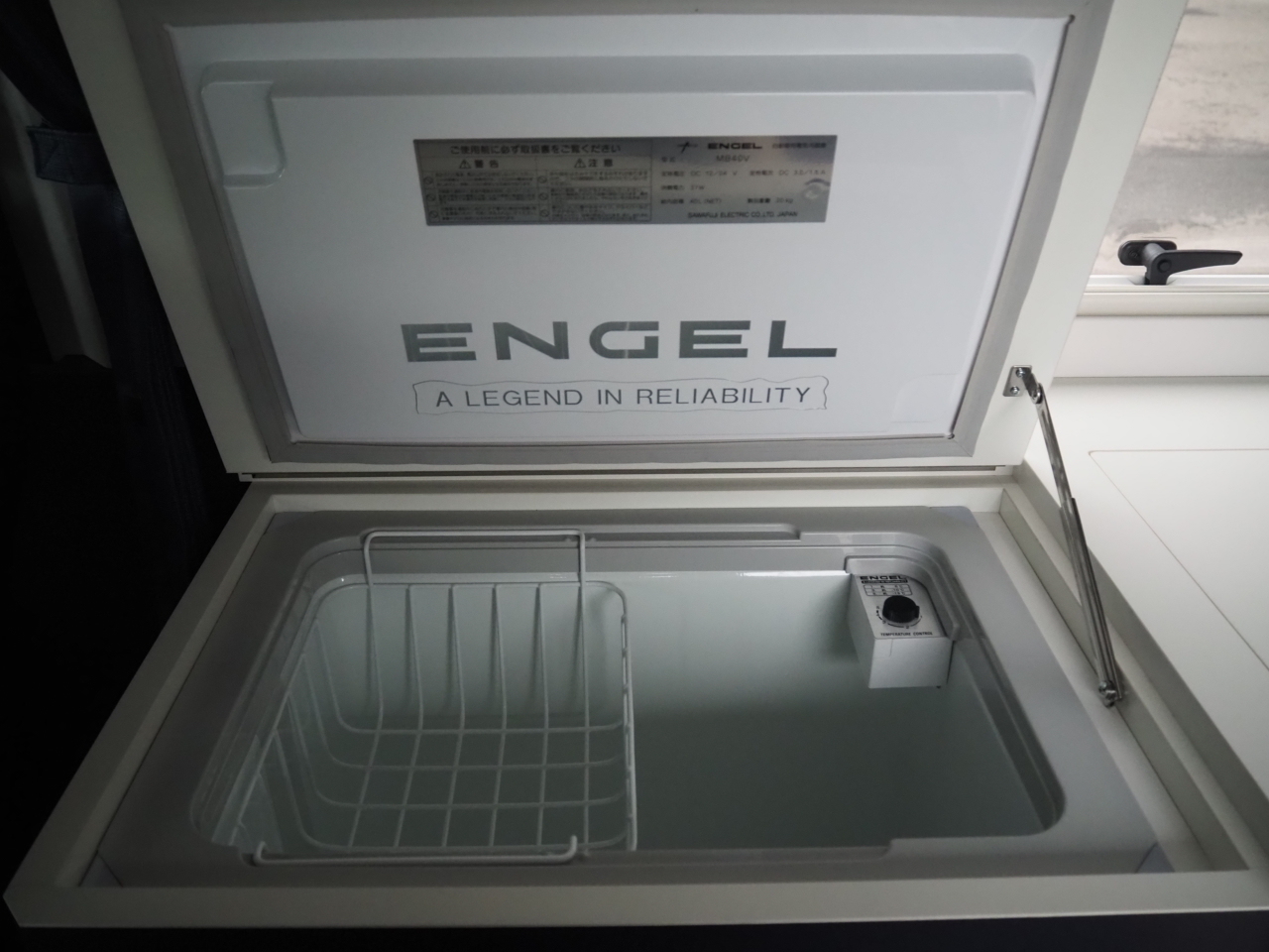 キャンピングカーバンコン