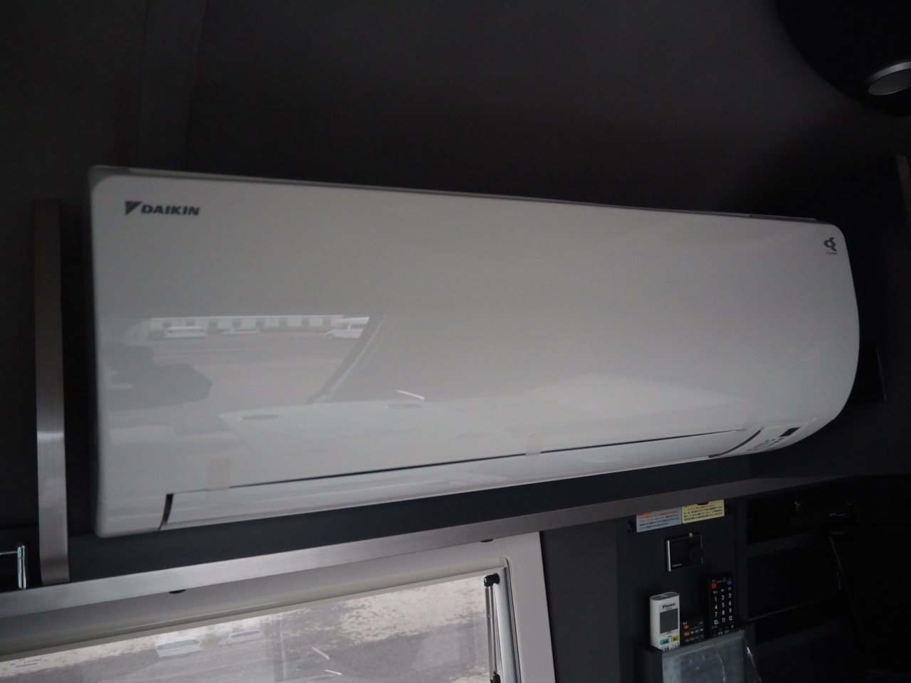 キャンピングカーバンコン