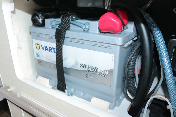 キャンピングカーバンコン