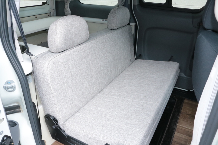 キャンピングカーバンコン