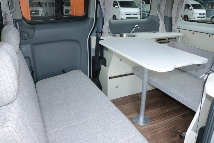 キャンピングカーバンコン