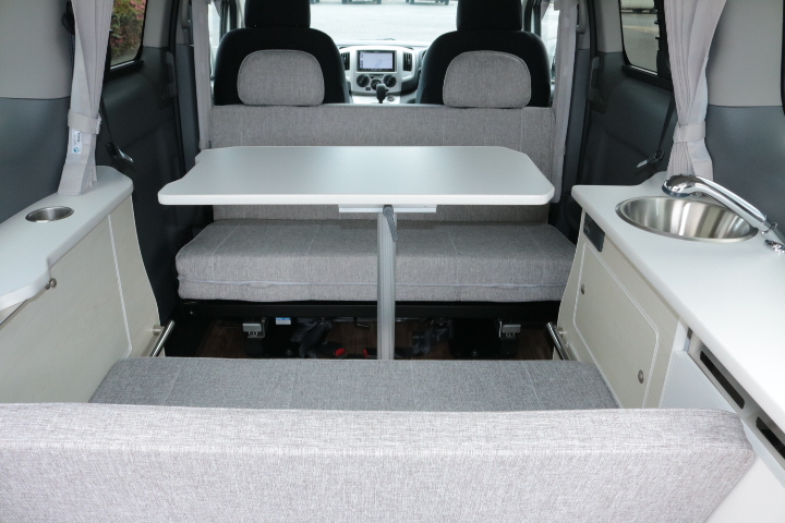 キャンピングカーバンコン