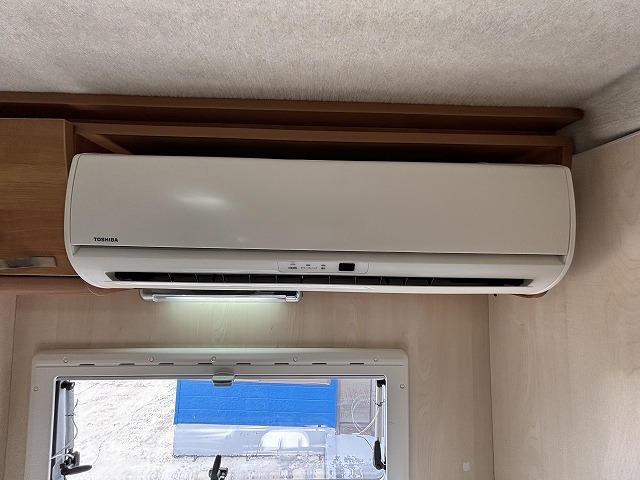 キャンピングカーキャブコン