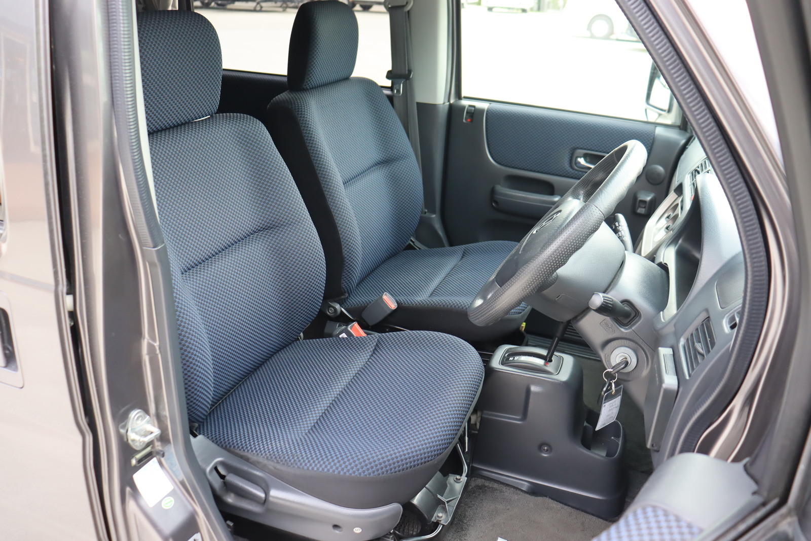 キャンピングカー軽キャンパー