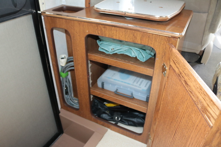 キャンピングカーキャブコン