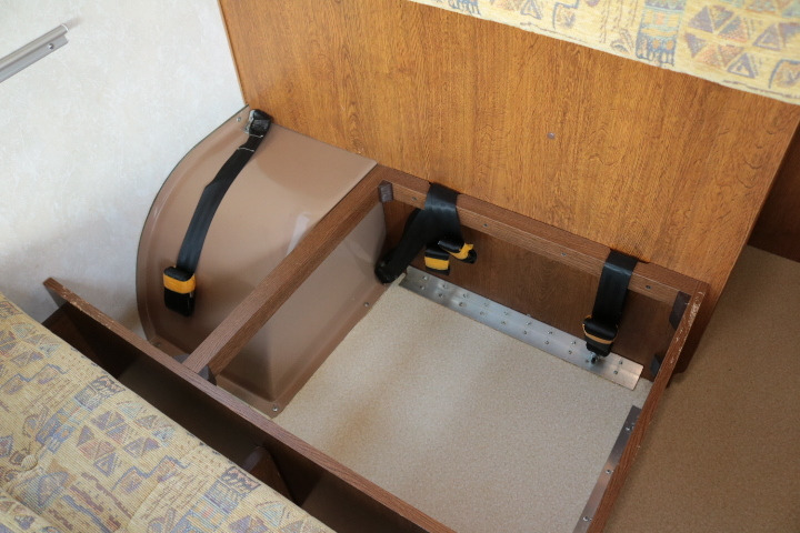 キャンピングカーキャブコン