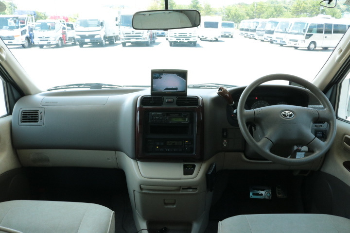 キャンピングカーキャブコン