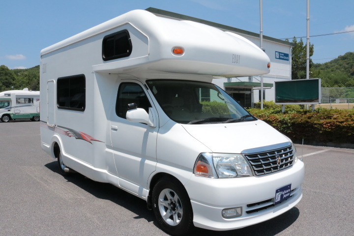 キャンピングカーキャブコン