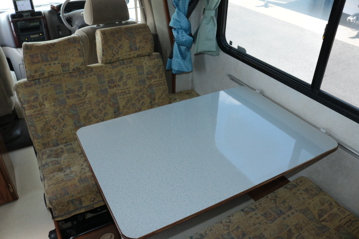 キャンピングカーキャブコン