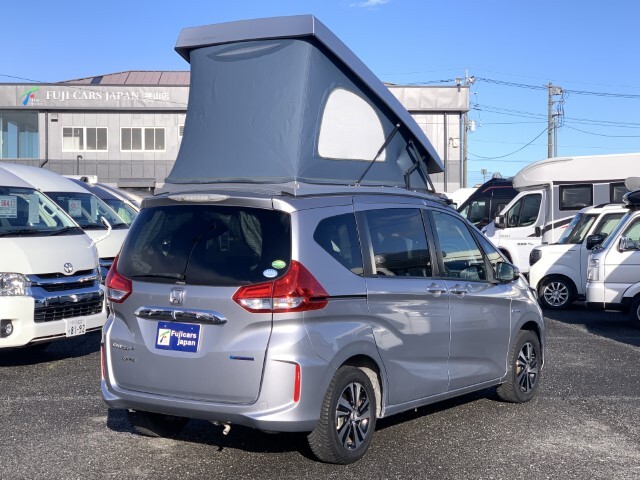 キャンピングカーバンコン