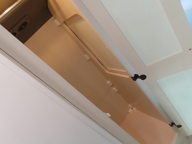 キャンピングカーバスコン