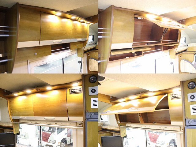 キャンピングカーキャブコン