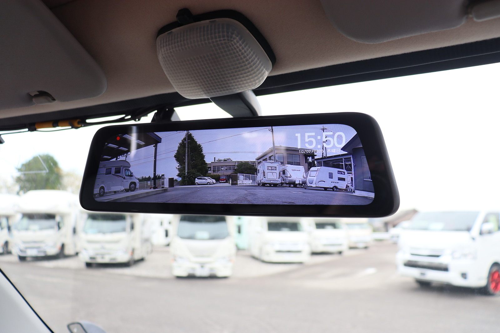 キャンピングカーキャブコン