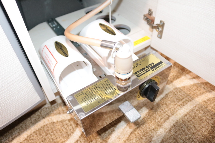 キャンピングカートレーラー