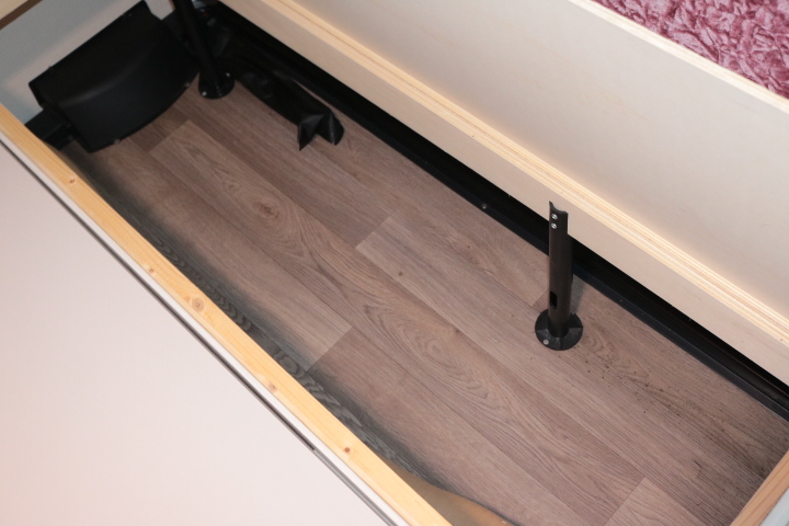 キャンピングカートレーラー