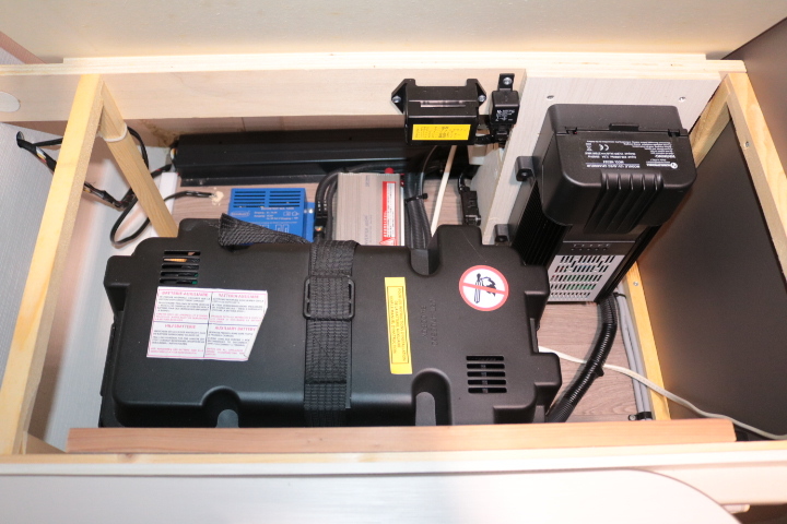 キャンピングカートレーラー