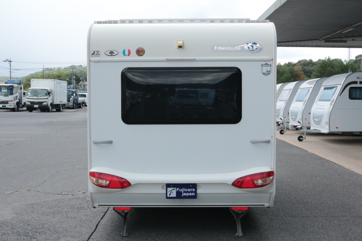 キャンピングカートレーラー