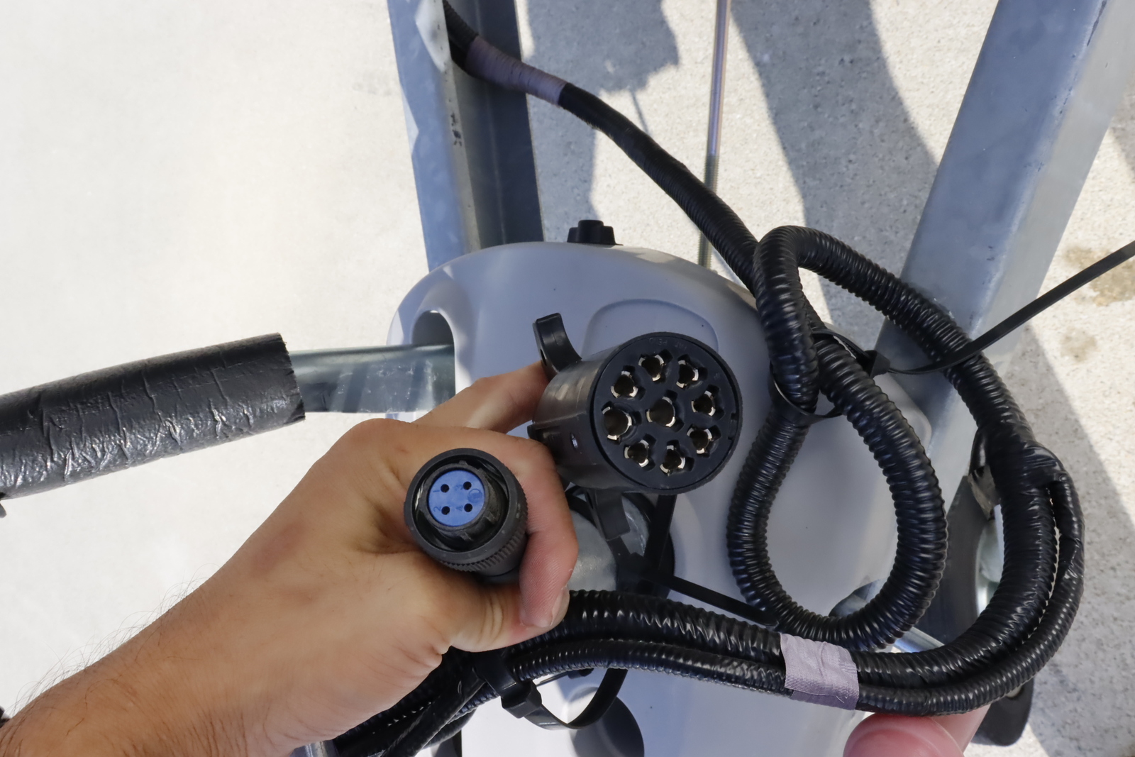 キャンピングカートレーラー