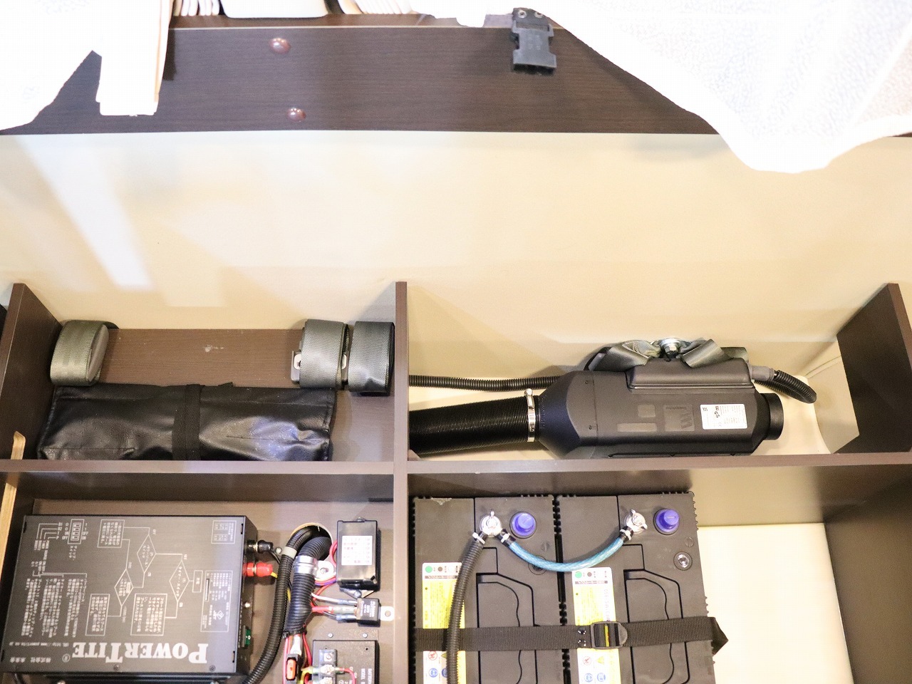 キャンピングカーバンコン