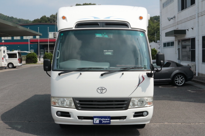 キャンピングカーバスコン