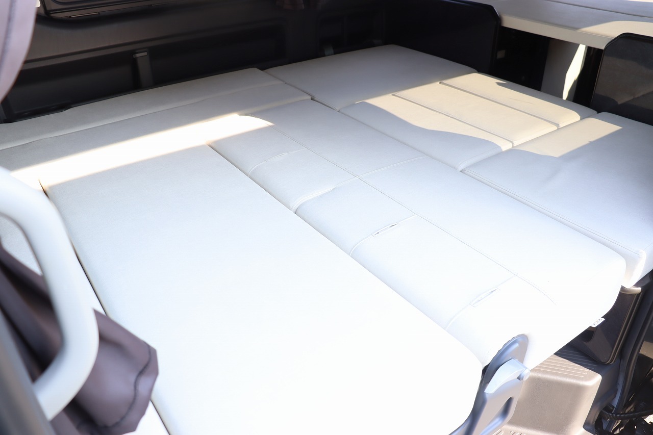 キャンピングカーバンコン