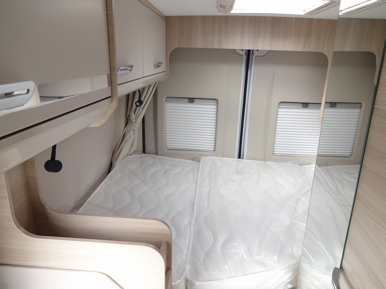 キャンピングカーバンコン