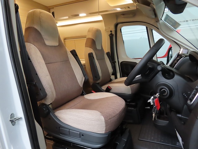 キャンピングカーバンコン