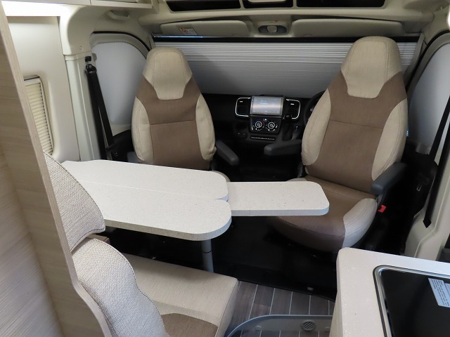 キャンピングカーバンコン