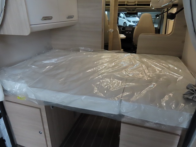 キャンピングカーバンコン