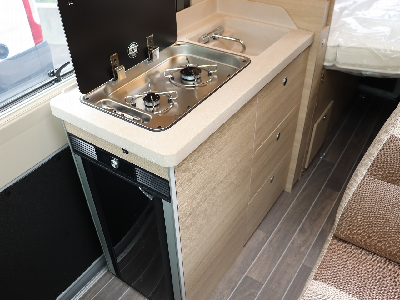 キャンピングカーバンコン